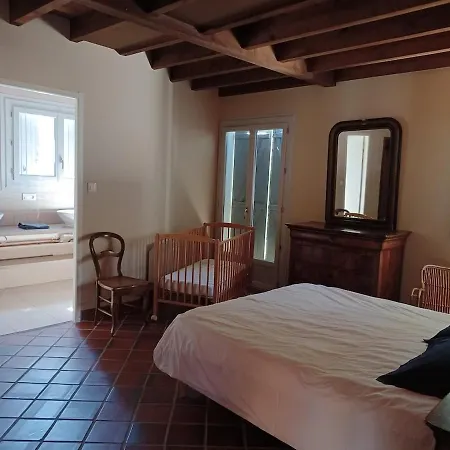 וילה Villa Sur Grand Jardin Arbore Proche De La Plage *