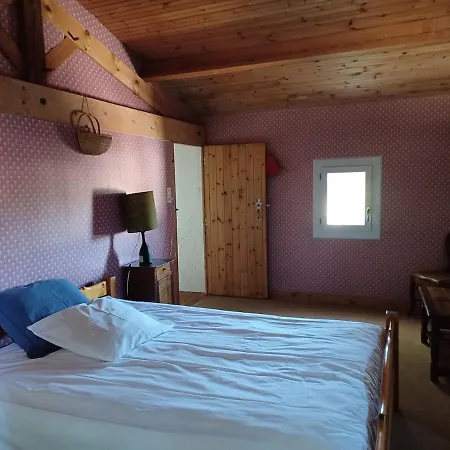 Villa Sur Grand Jardin Arbore Proche De La Plage וילה *
